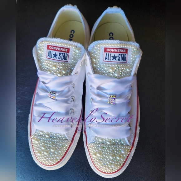 Bridal Converse Size 9 - Brand New - Picture 1 of 7